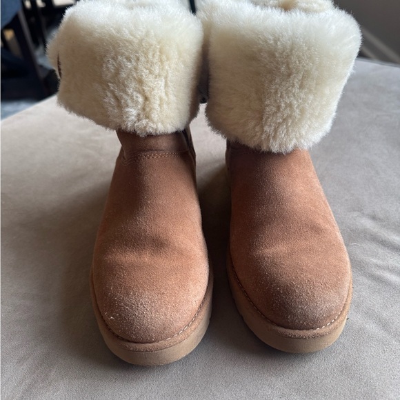 UGG Michelle Womens Boots good for Girls too - Picture 8 of 12